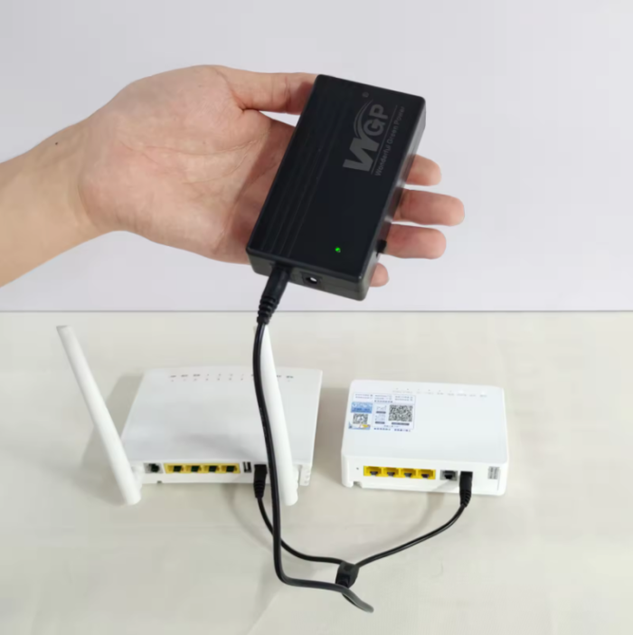 Источник бесперебойного питания 12 Вольт Mini UPS Wonderful Green Power (1202A, 7800мАч/29Wh, 24W)